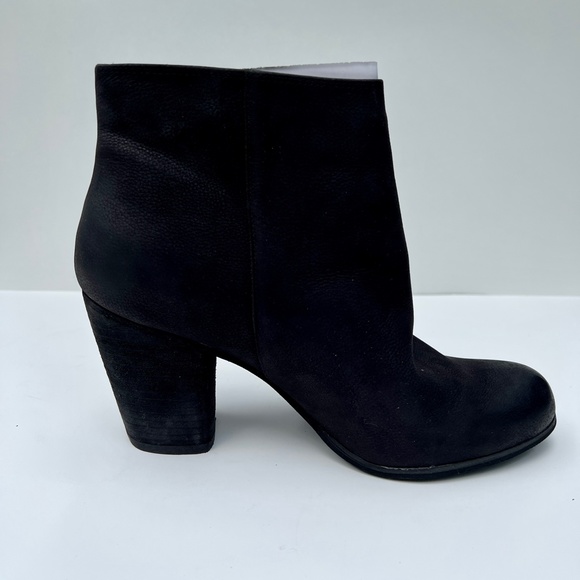 NWT BP Nordstrom Trolley Ankle Booties - Sizes 8.5W or 9W - Picture 12 of 12